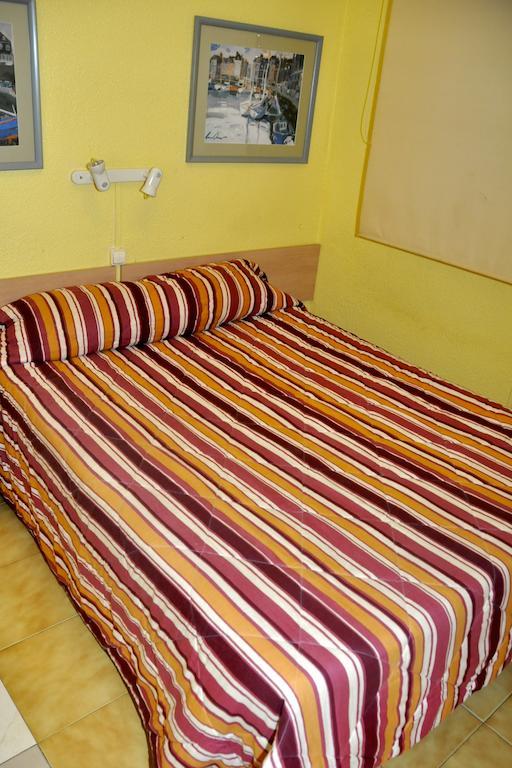 Hostal El Jardin Benidorm Cameră foto